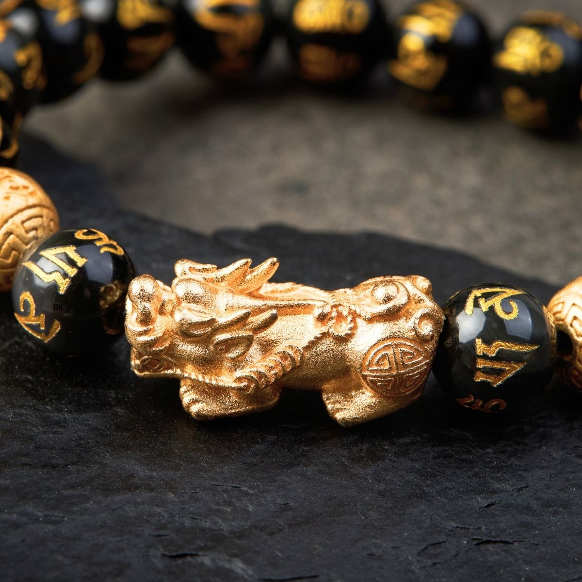 Pixiu’s Vortex: Obsidian Wealth Conduit Bracelet