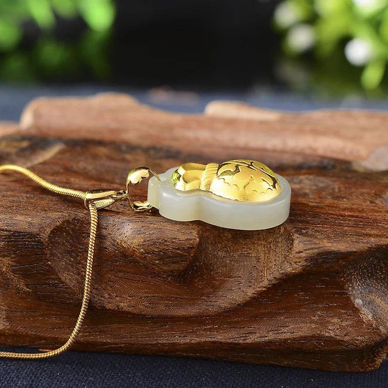 Harmony Wealth Jade Money Bag Necklace – Feng Shui Prosperity Talisman