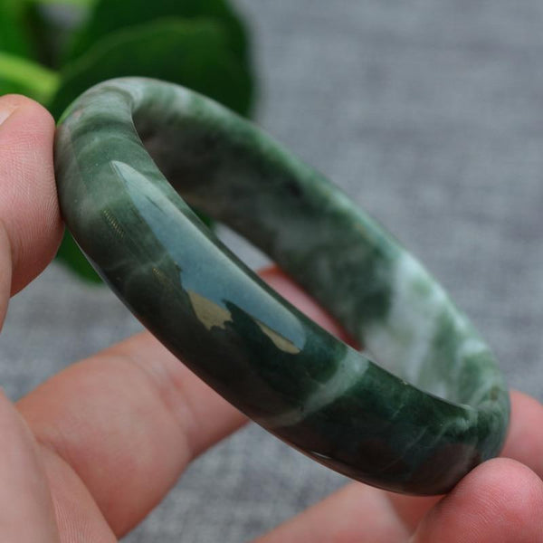 Harmony Jade Bangle – Ancient Healing & Protective Energy
