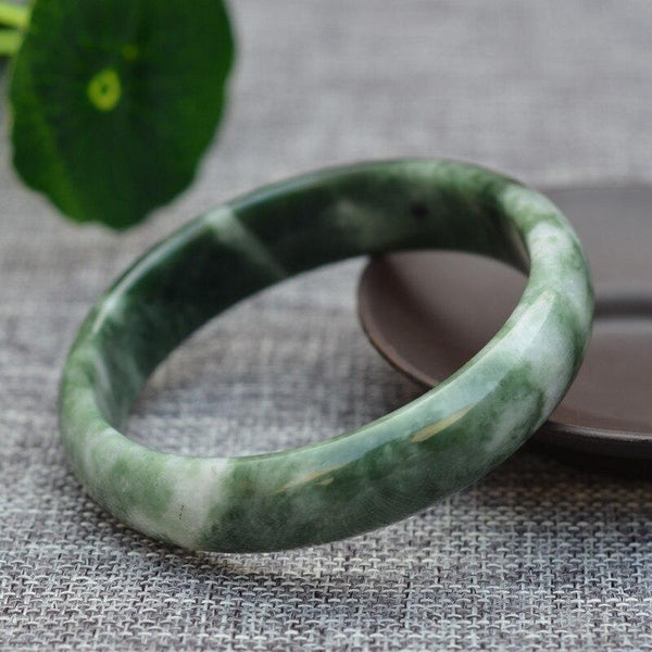 Harmony Jade Bangle – Ancient Healing & Protective Energy