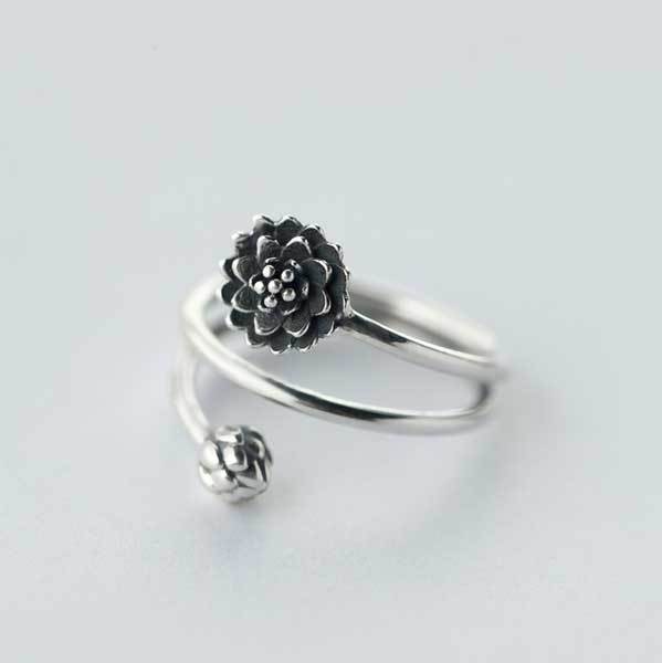 Eternal Bloom Triple Lotus Ring – Symbol of Inner Radiance & Grace