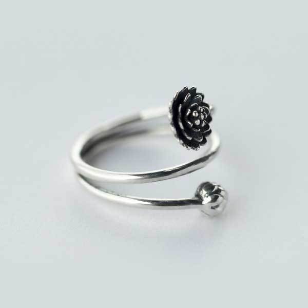 Eternal Bloom Triple Lotus Ring – Symbol of Inner Radiance & Grace