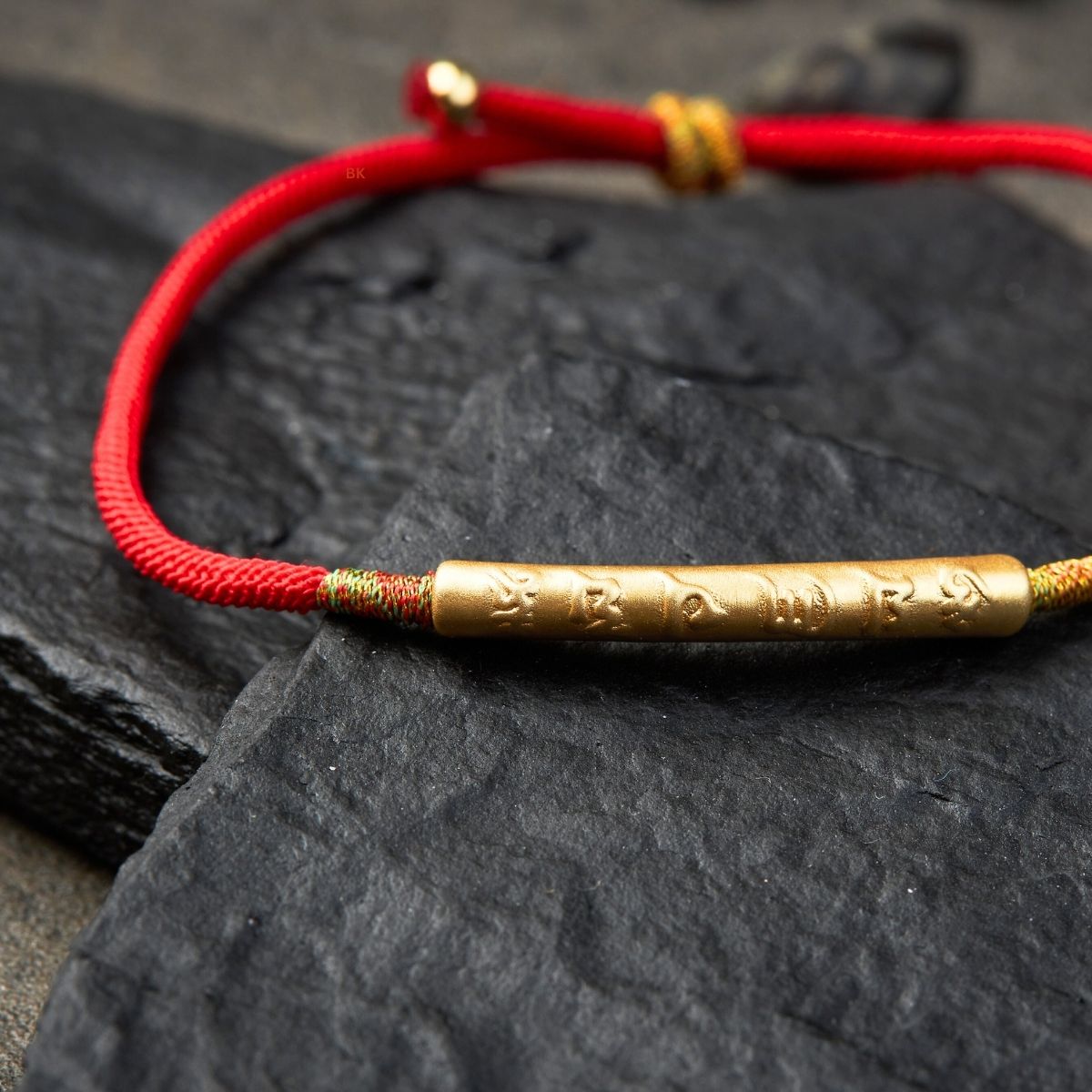 Sacred Om Tibetan Red String Bracelet – Mantra-Charged Luck & Protection